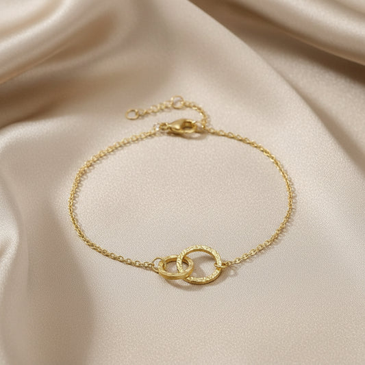 Minimalist Interlocking Circle Bracelet – Stainless Steel, Gold/ Rose Gold / Silver