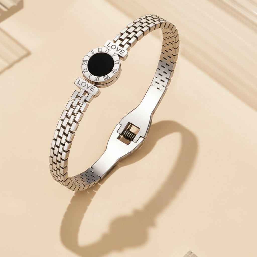 Minimalist Love Disc Bracelet